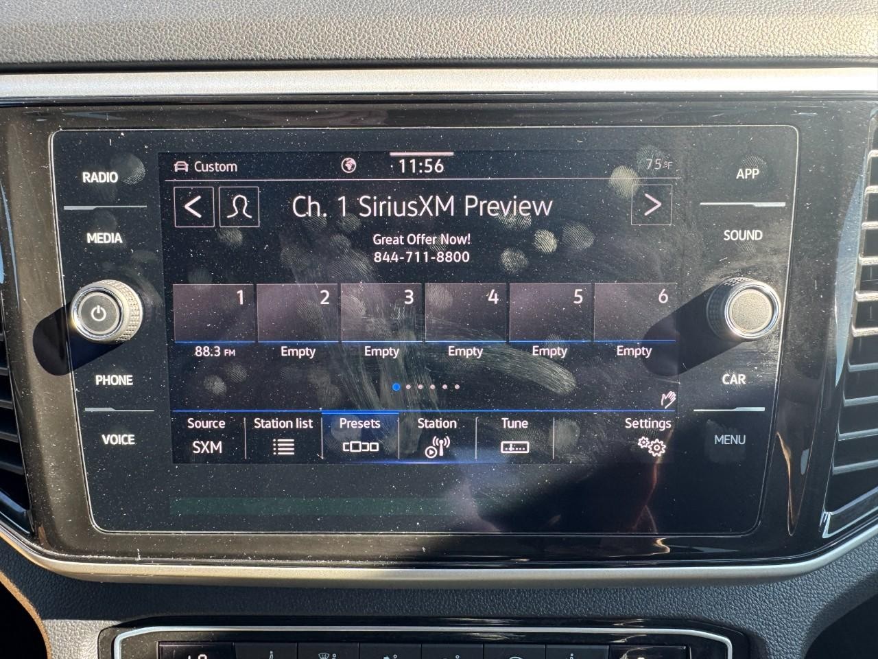 Volkswagen Atlas Vehicle Full-screen Gallery Image 21