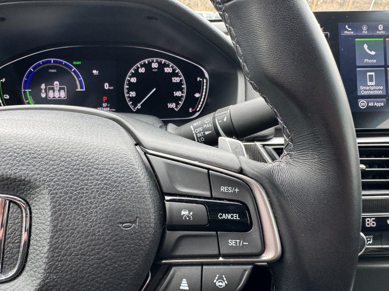 Honda Accord Hybrid Vehicle Full-screen Gallery Image 20