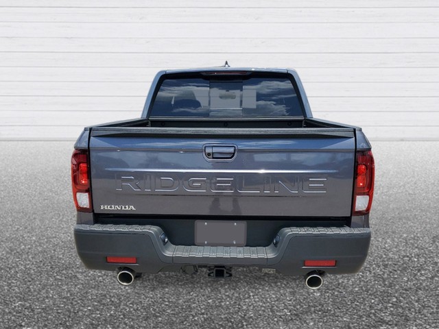 Honda Ridgeline Vehicle Full-screen Gallery Image 05