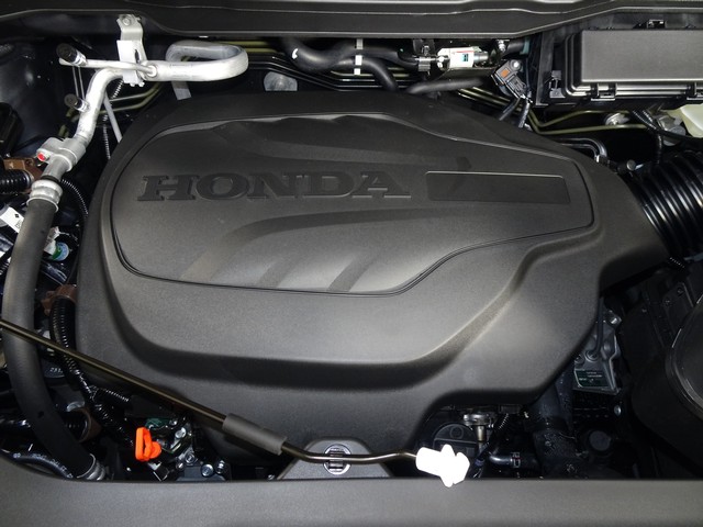 Honda Ridgeline Vehicle Full-screen Gallery Image 11