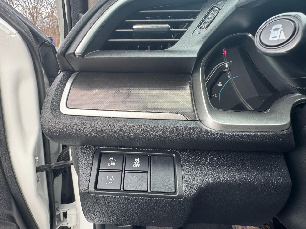 Honda Civic Sedan Vehicle Full-screen Gallery Image 25