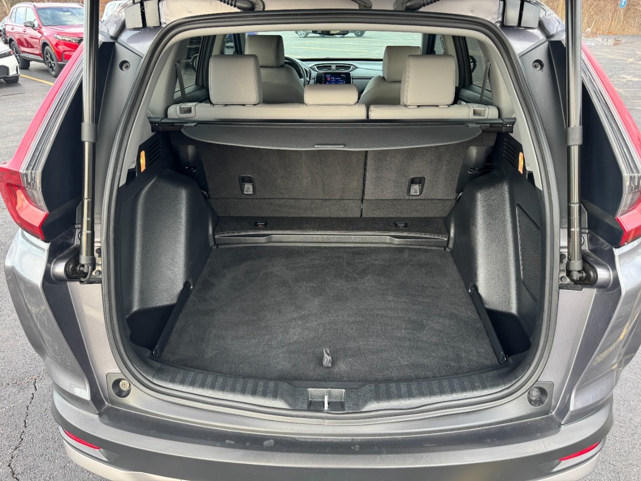 Honda CR-V Vehicle Full-screen Gallery Image 04