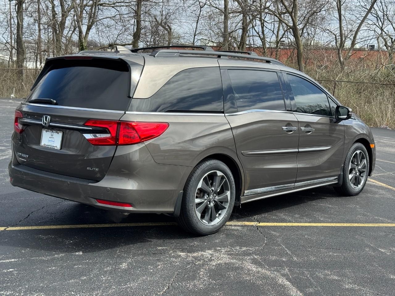 Honda Odyssey Vehicle Full-screen Gallery Image 04