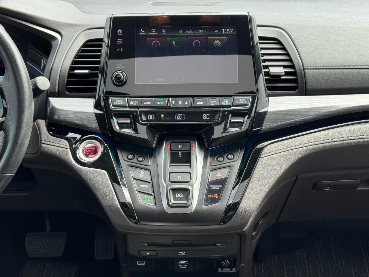 Honda Odyssey Vehicle Full-screen Gallery Image 14