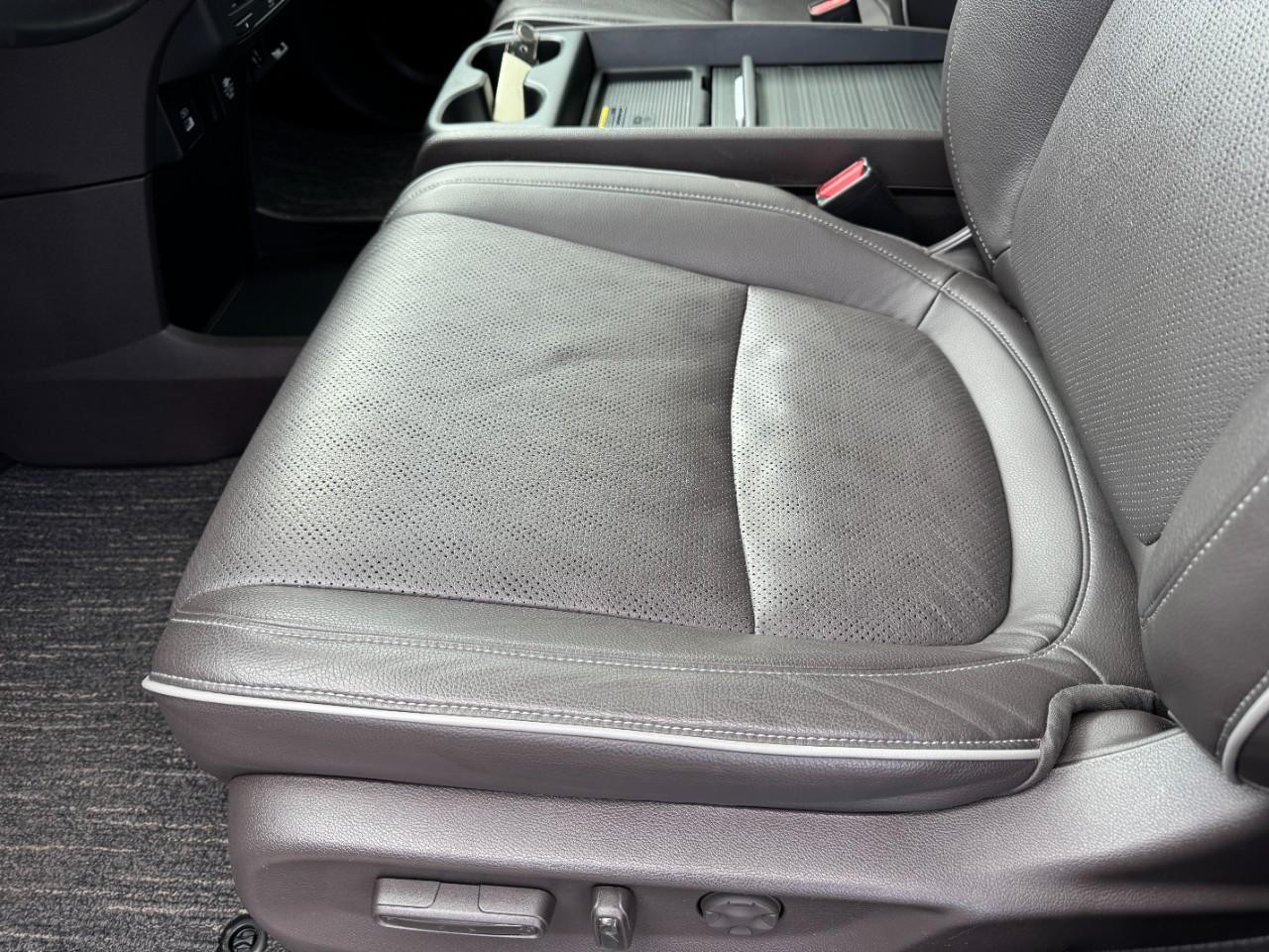 Honda Odyssey Vehicle Full-screen Gallery Image 20