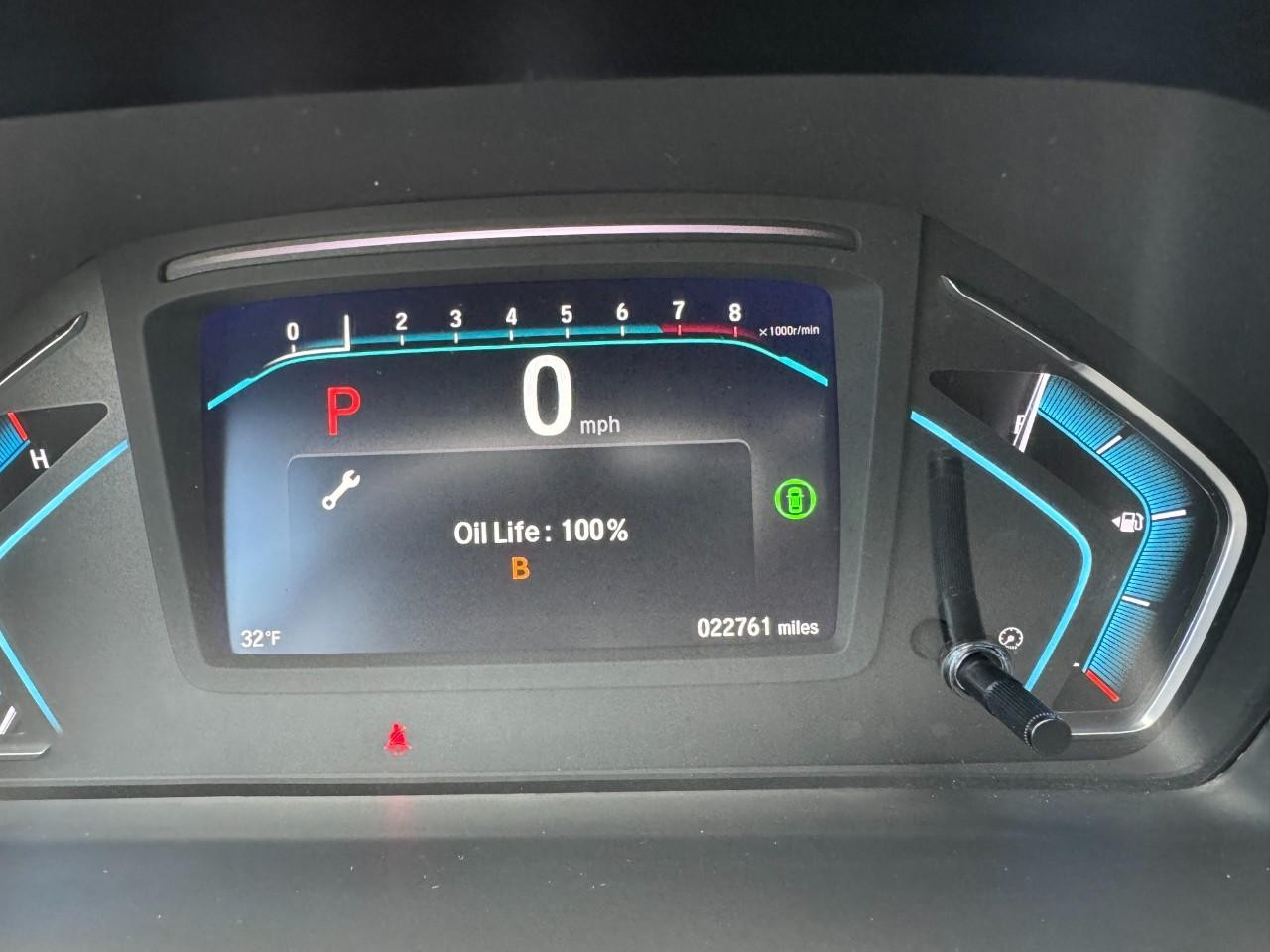 Honda Odyssey Vehicle Full-screen Gallery Image 24