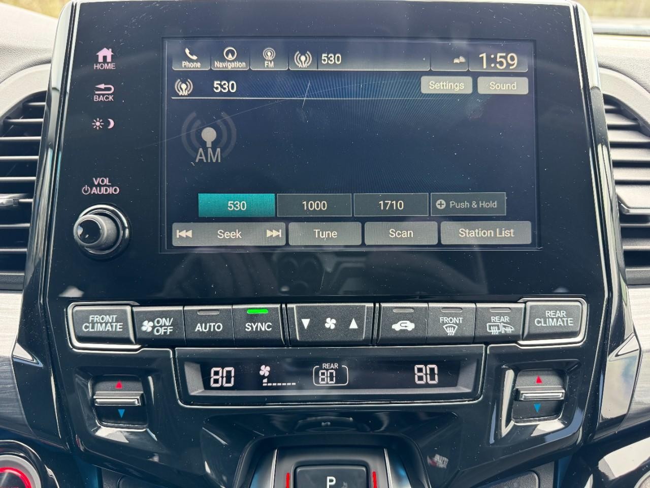 Honda Odyssey Vehicle Full-screen Gallery Image 26