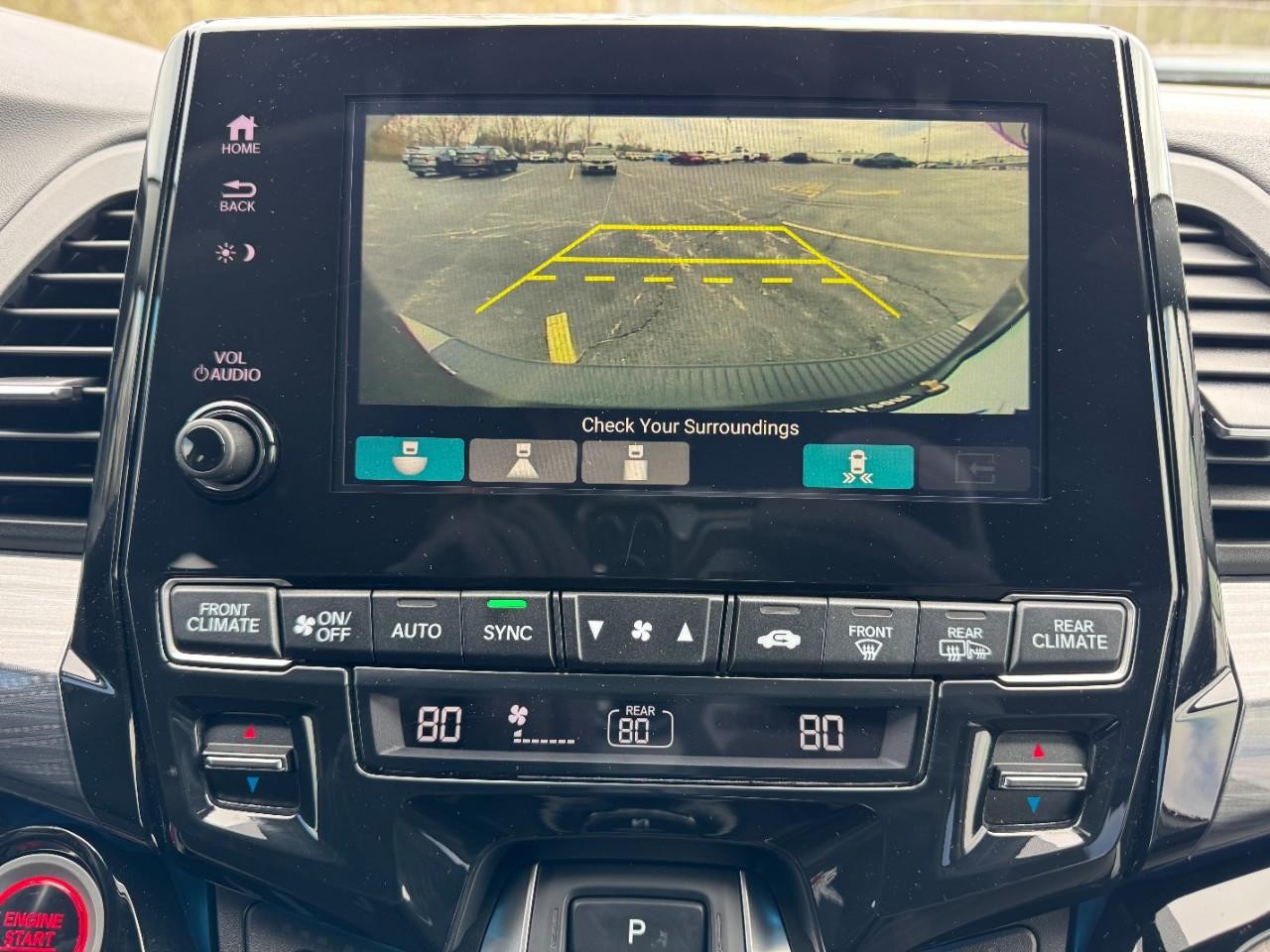 Honda Odyssey Vehicle Full-screen Gallery Image 27