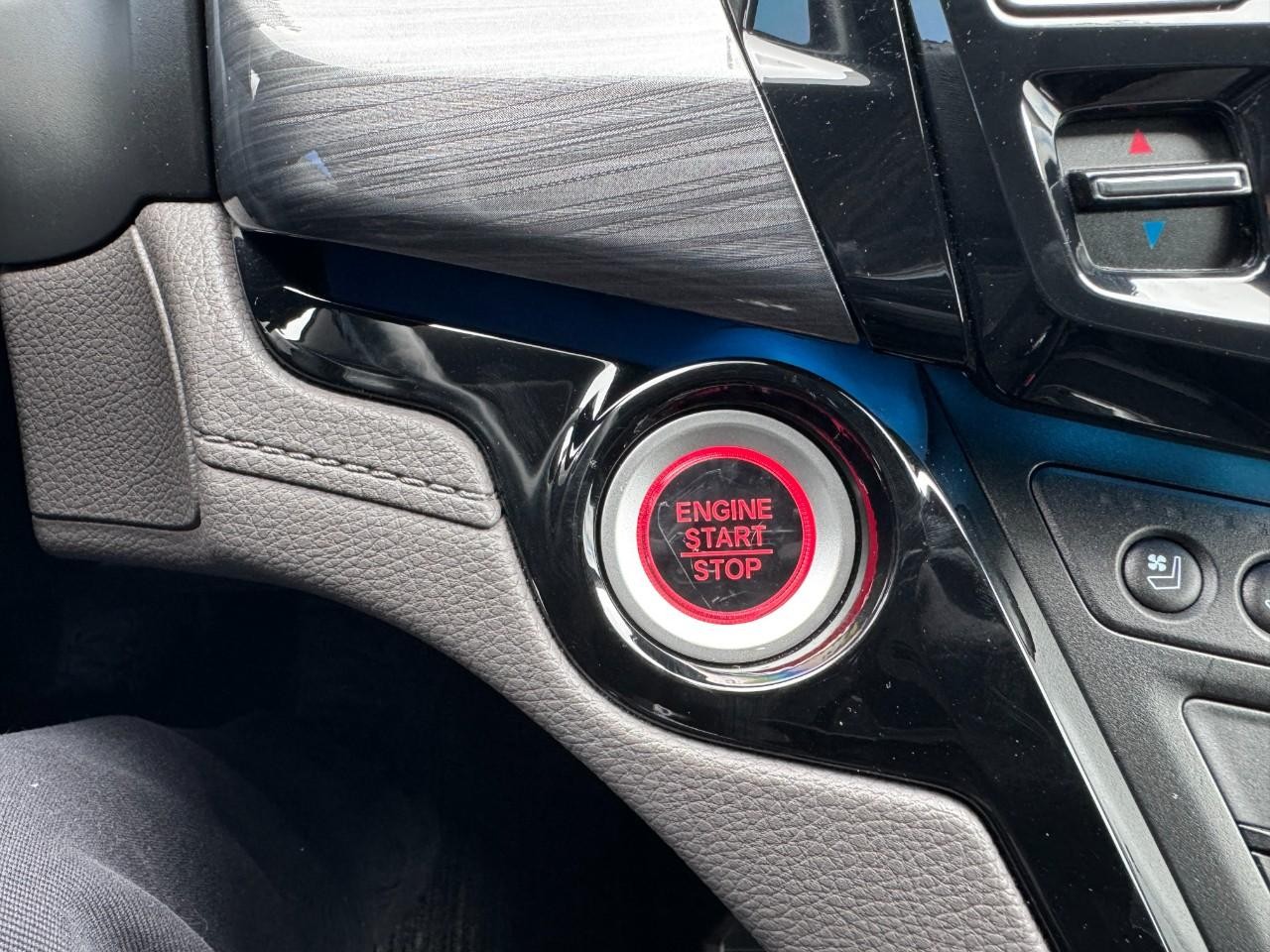 Honda Odyssey Vehicle Full-screen Gallery Image 30