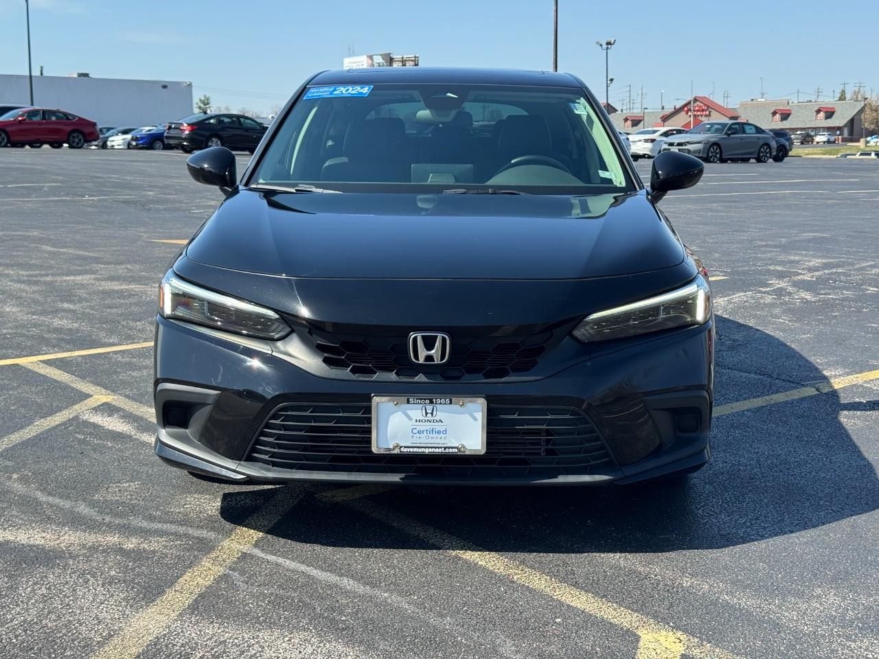 Honda Civic Hatchback Vehicle Full-screen Gallery Image 09