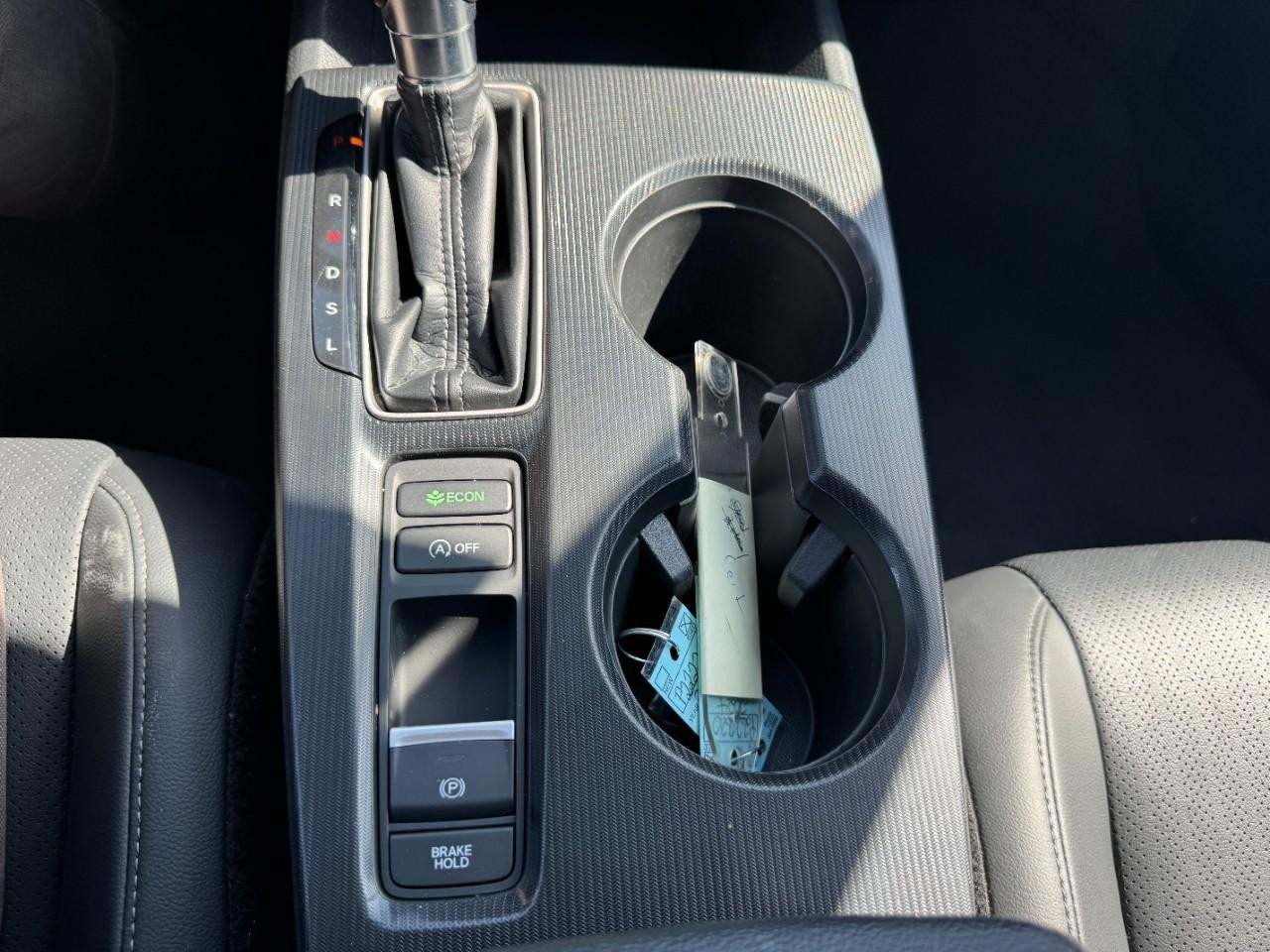 Honda Civic Hatchback Vehicle Full-screen Gallery Image 27