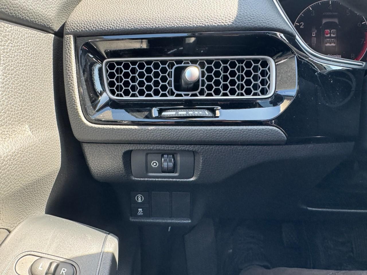 Honda Civic Hatchback Vehicle Full-screen Gallery Image 28