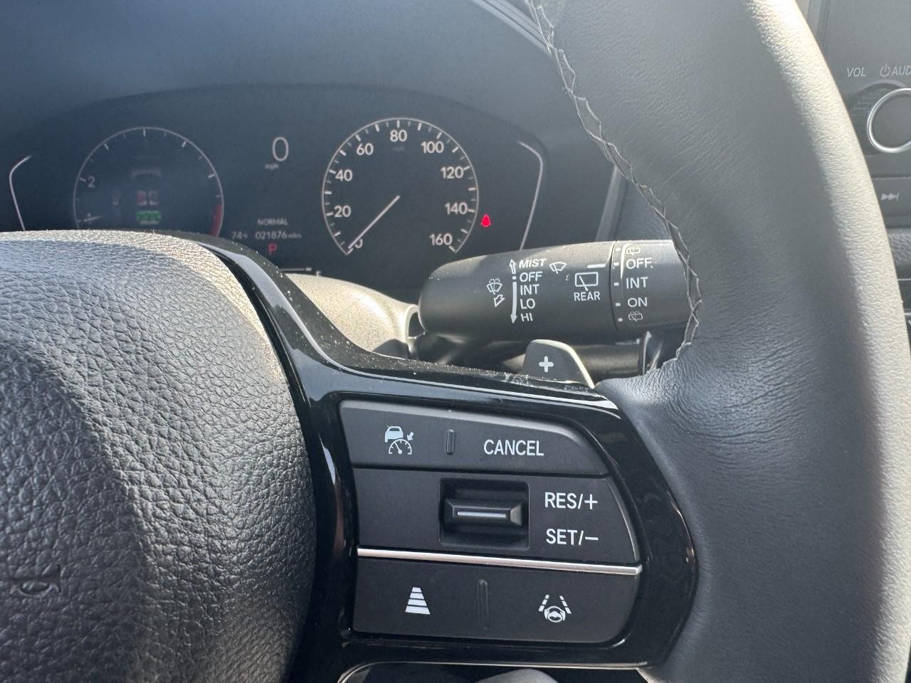 Honda Civic Hatchback Vehicle Full-screen Gallery Image 20