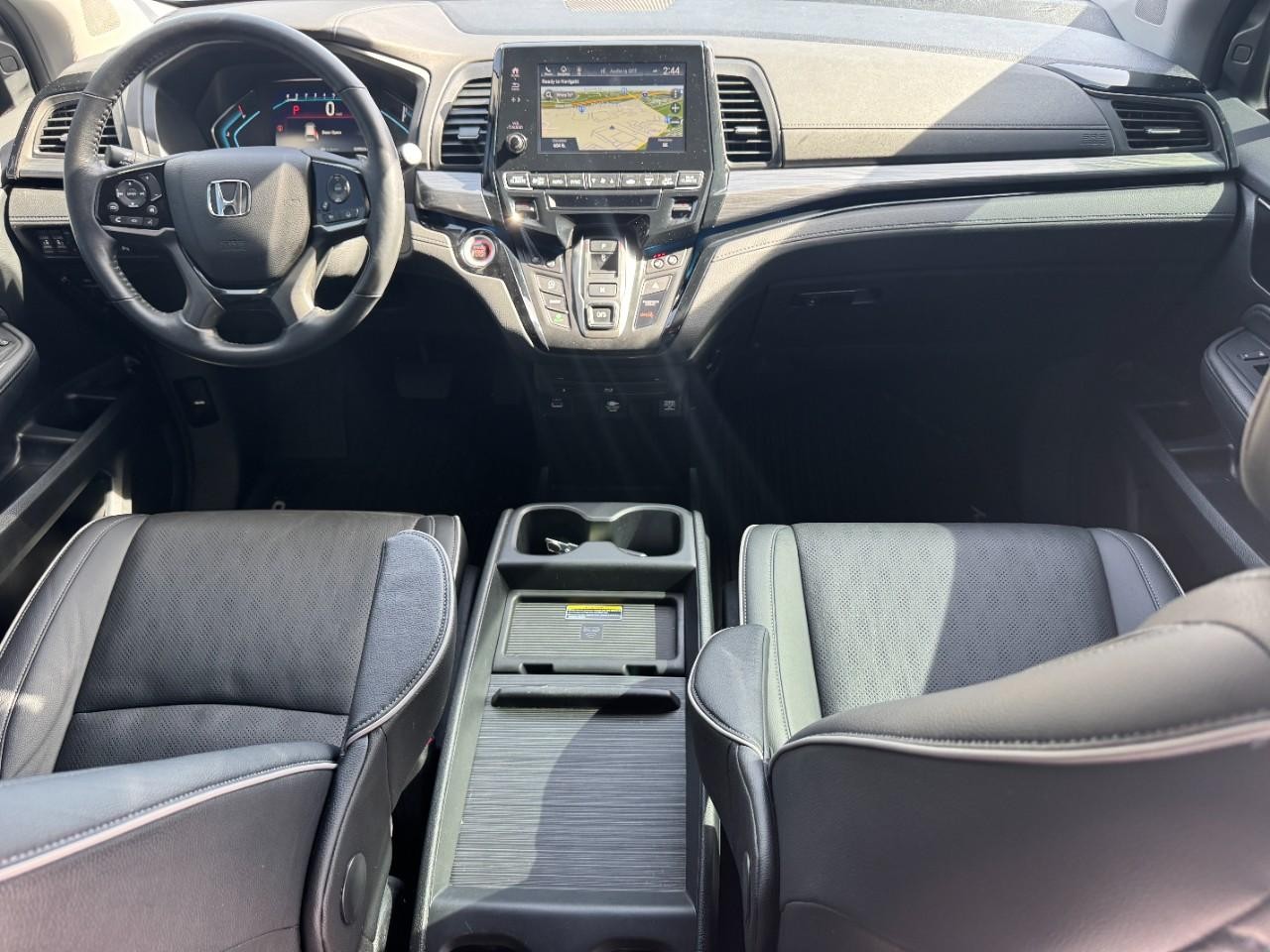 Honda Odyssey Vehicle Full-screen Gallery Image 12