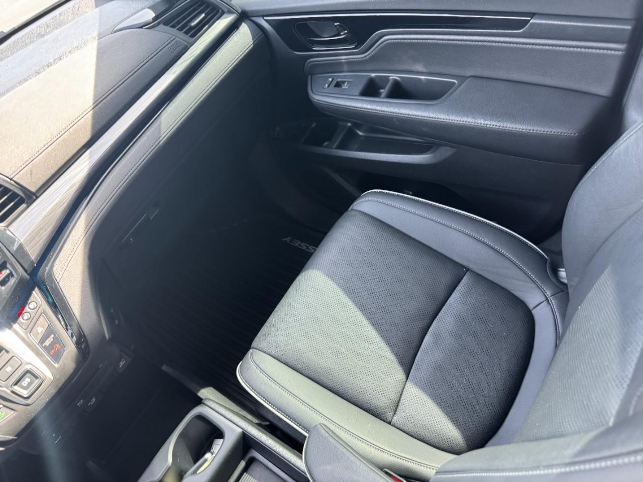 Honda Odyssey Vehicle Full-screen Gallery Image 16