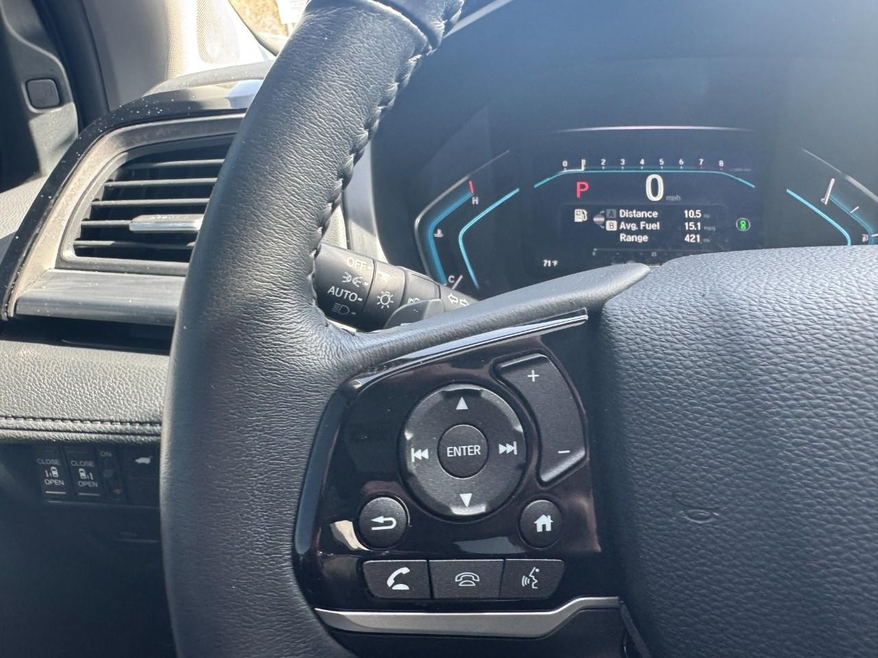 Honda Odyssey Vehicle Full-screen Gallery Image 21