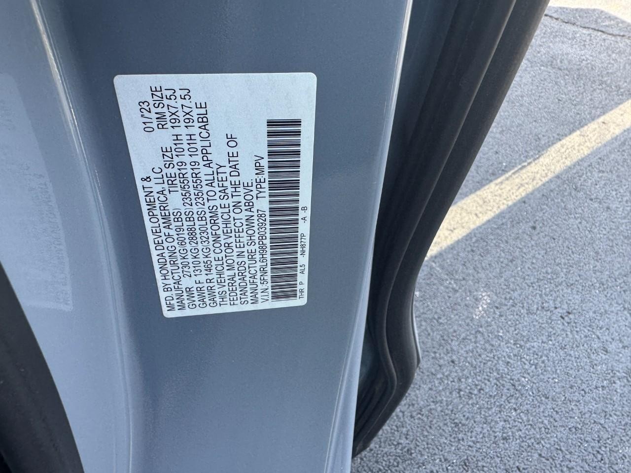 Honda Odyssey Vehicle Full-screen Gallery Image 28