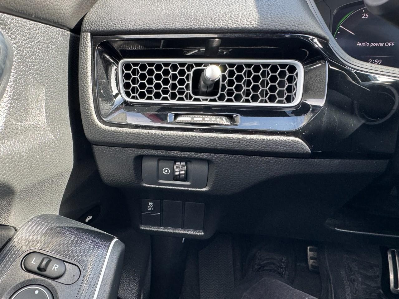 Honda Civic Sedan Hybrid Vehicle Full-screen Gallery Image 22