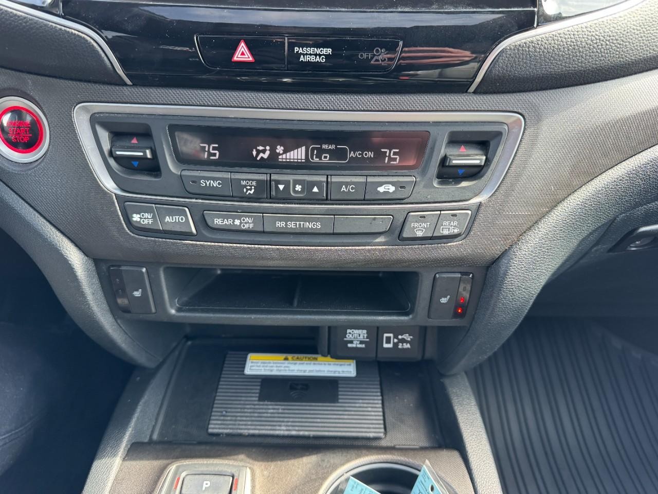 Honda Passport Vehicle Full-screen Gallery Image 24