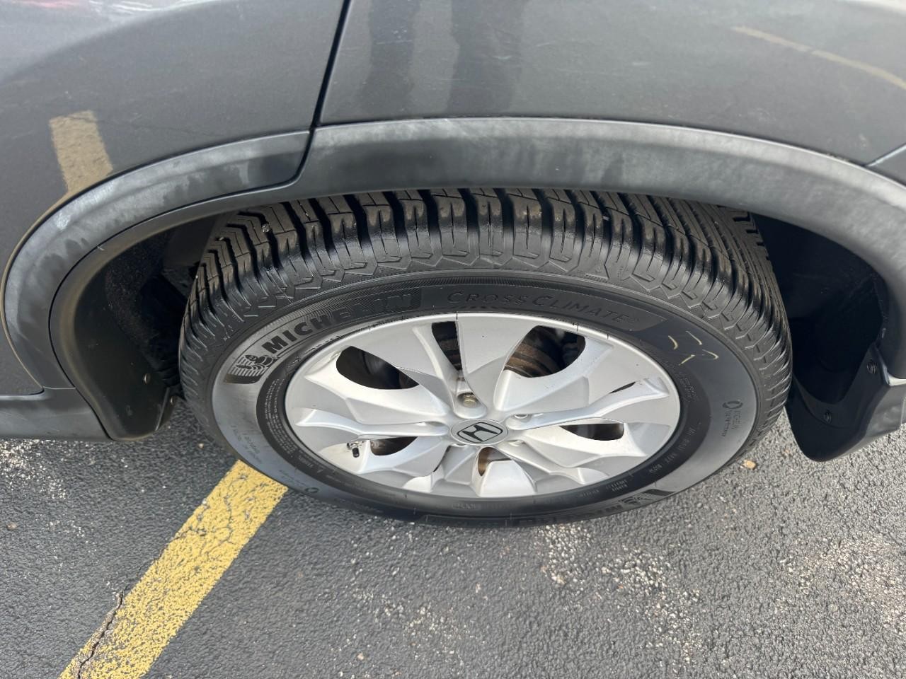 Honda CR-V Vehicle Full-screen Gallery Image 07