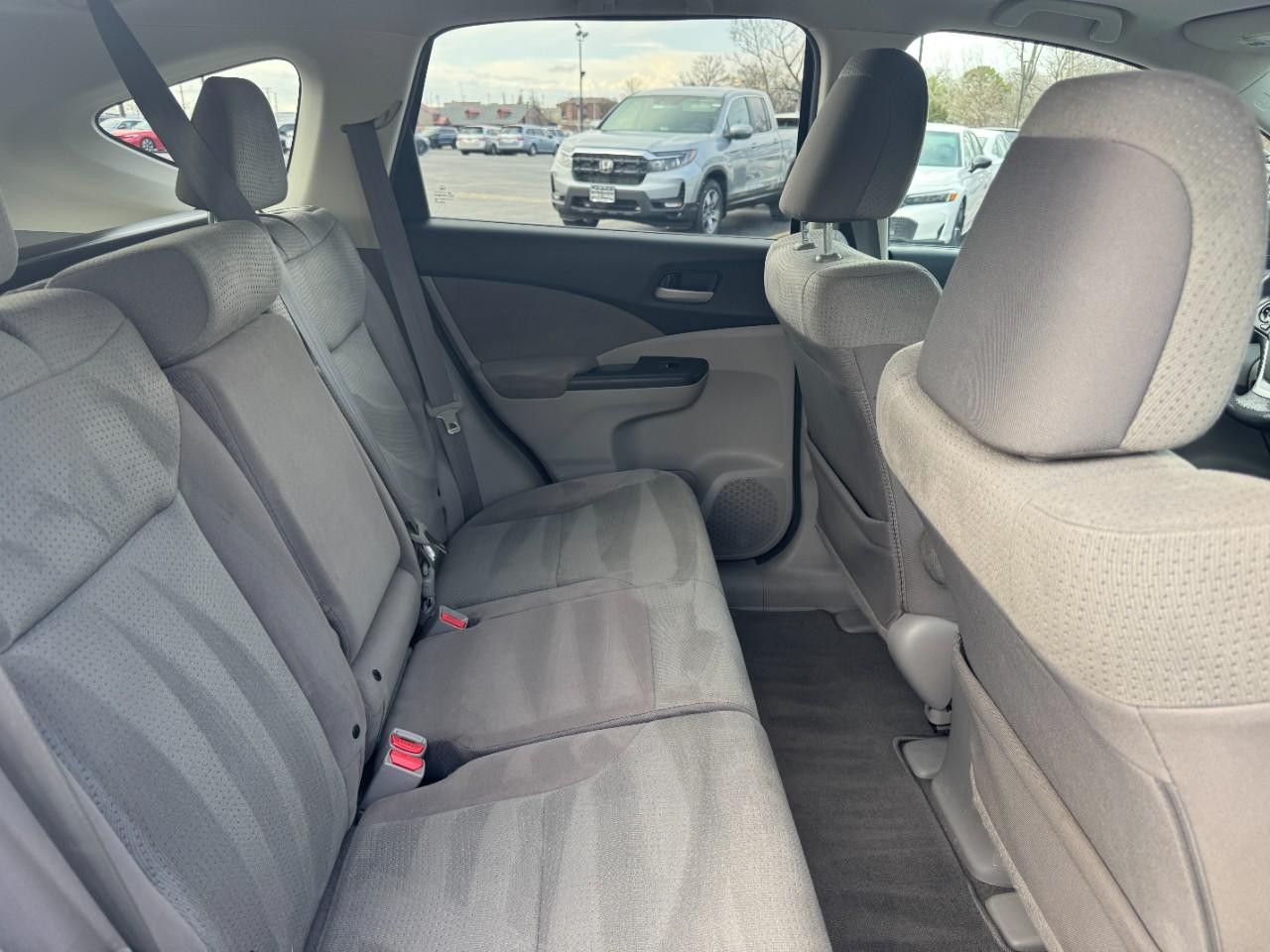 Honda CR-V Vehicle Full-screen Gallery Image 10