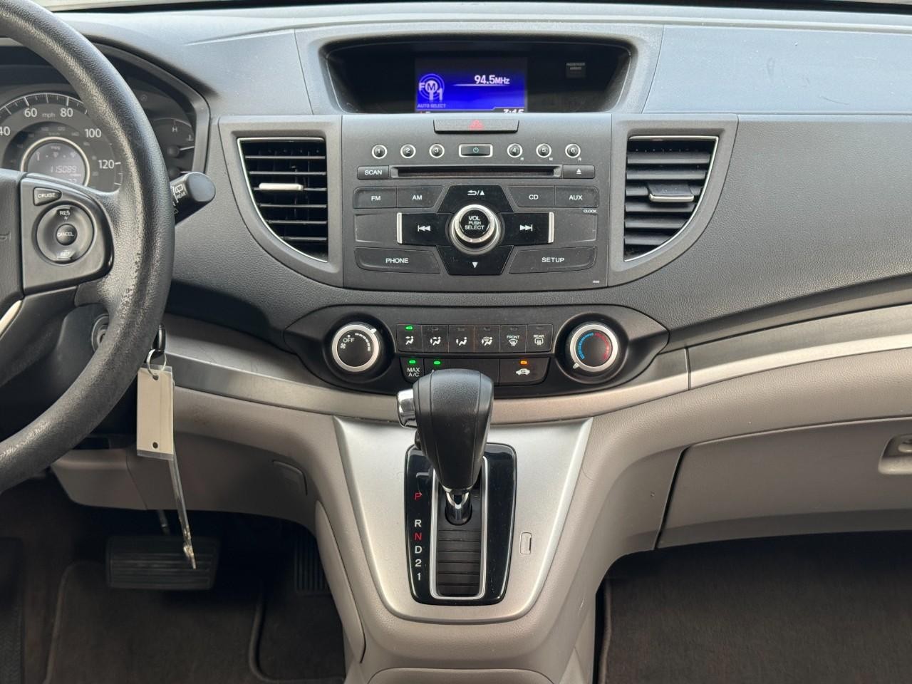 Honda CR-V Vehicle Full-screen Gallery Image 13