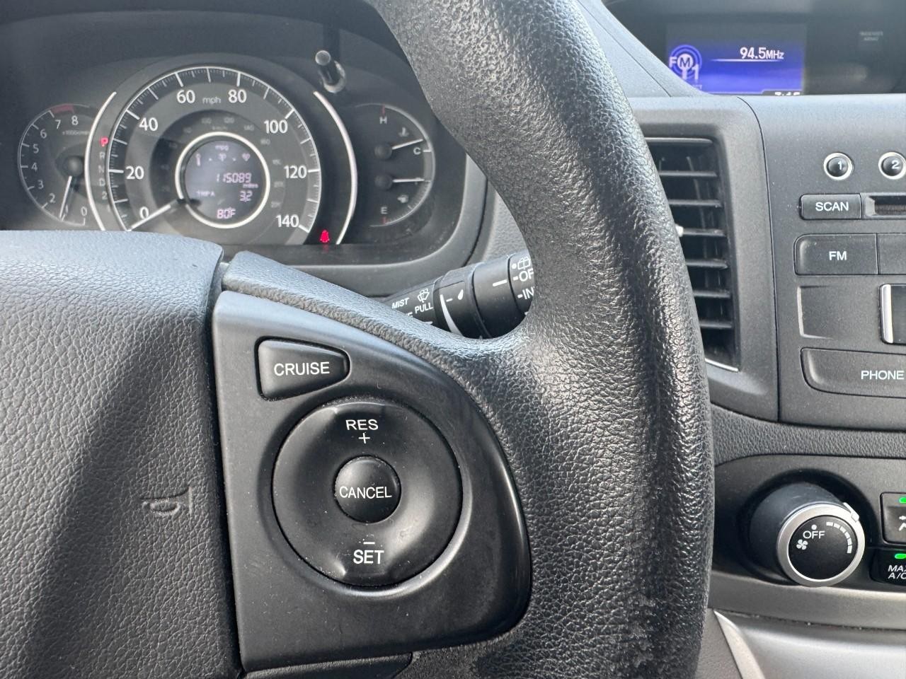 Honda CR-V Vehicle Full-screen Gallery Image 19