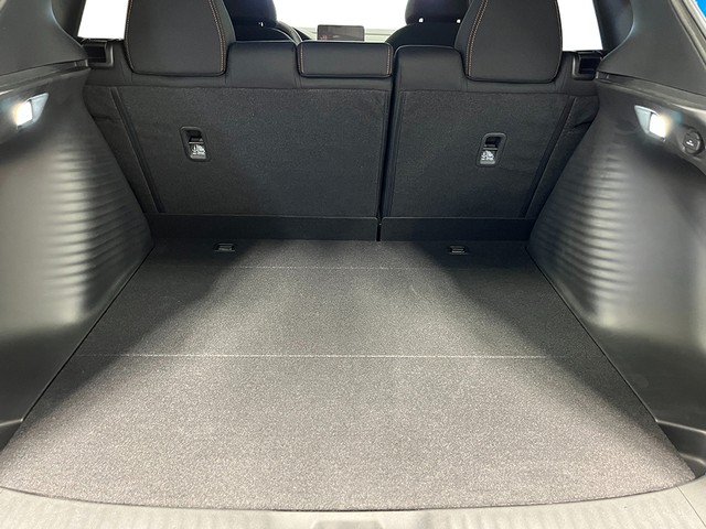 Honda HR-V Vehicle Full-screen Gallery Image 25