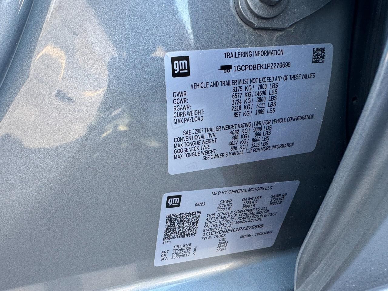 Chevrolet Silverado 1500 Vehicle Full-screen Gallery Image 27