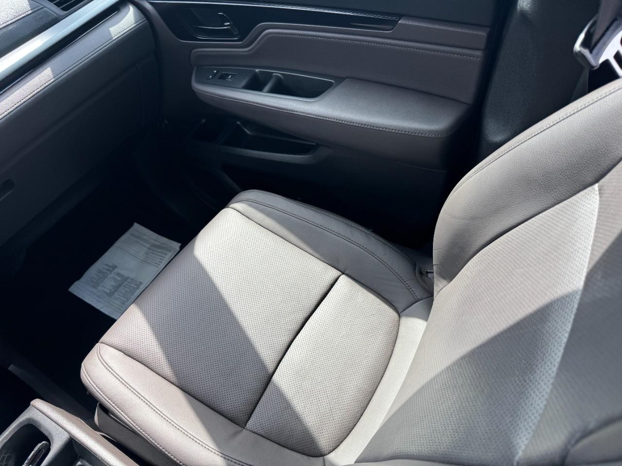 Honda Odyssey Vehicle Full-screen Gallery Image 15