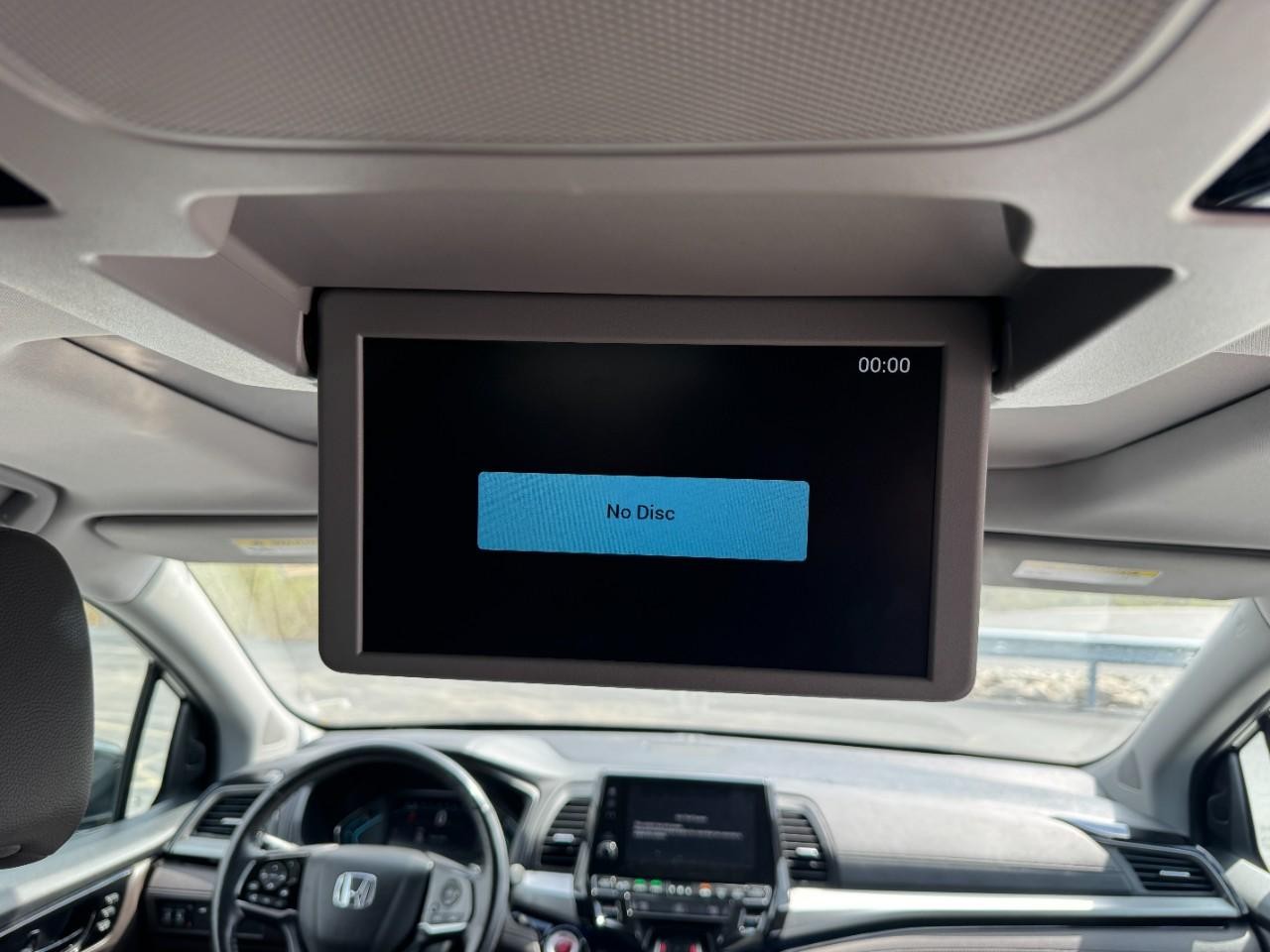 Honda Odyssey Vehicle Full-screen Gallery Image 16