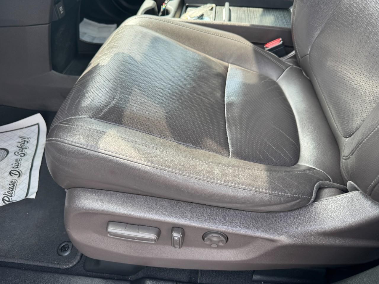 Honda Odyssey Vehicle Full-screen Gallery Image 18