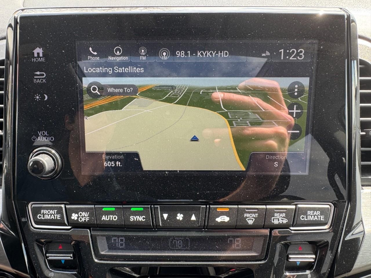 Honda Odyssey Vehicle Full-screen Gallery Image 24