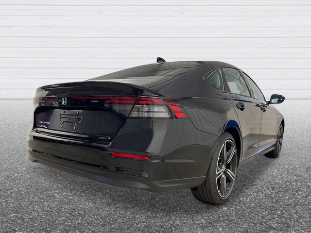 Honda Accord Sedan Vehicle Full-screen Gallery Image 06