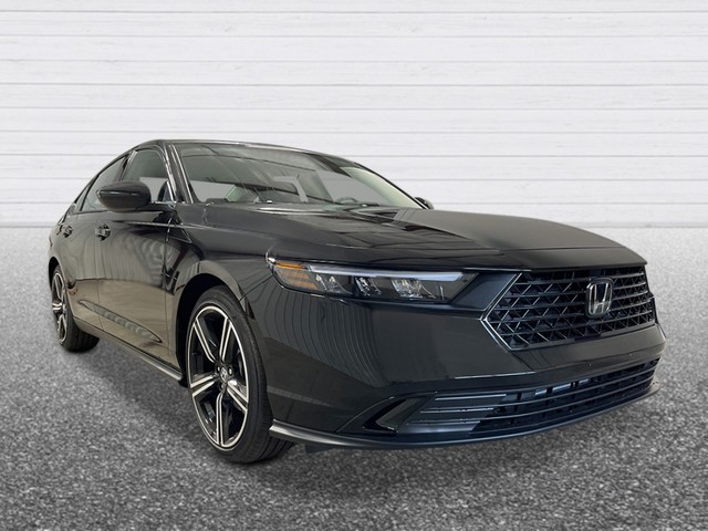 Honda Accord Sedan Vehicle Full-screen Gallery Image 09