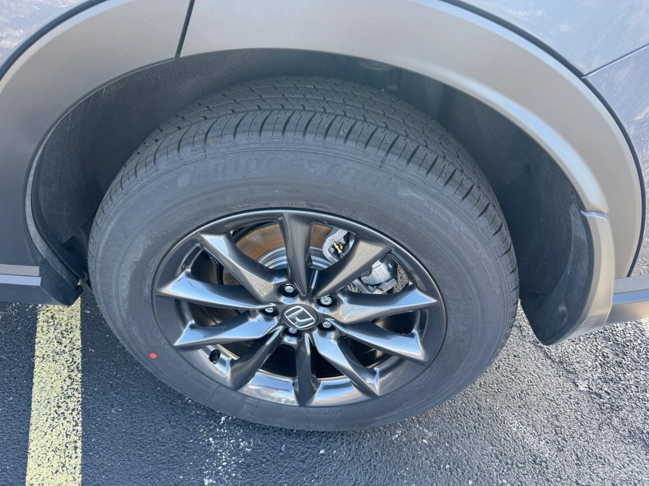 Honda CR-V Vehicle Full-screen Gallery Image 09