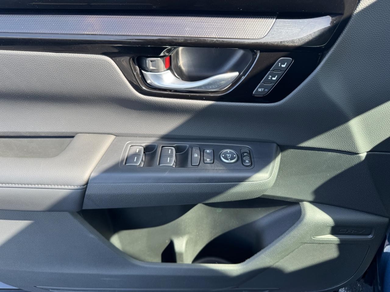 Honda CR-V Vehicle Full-screen Gallery Image 20