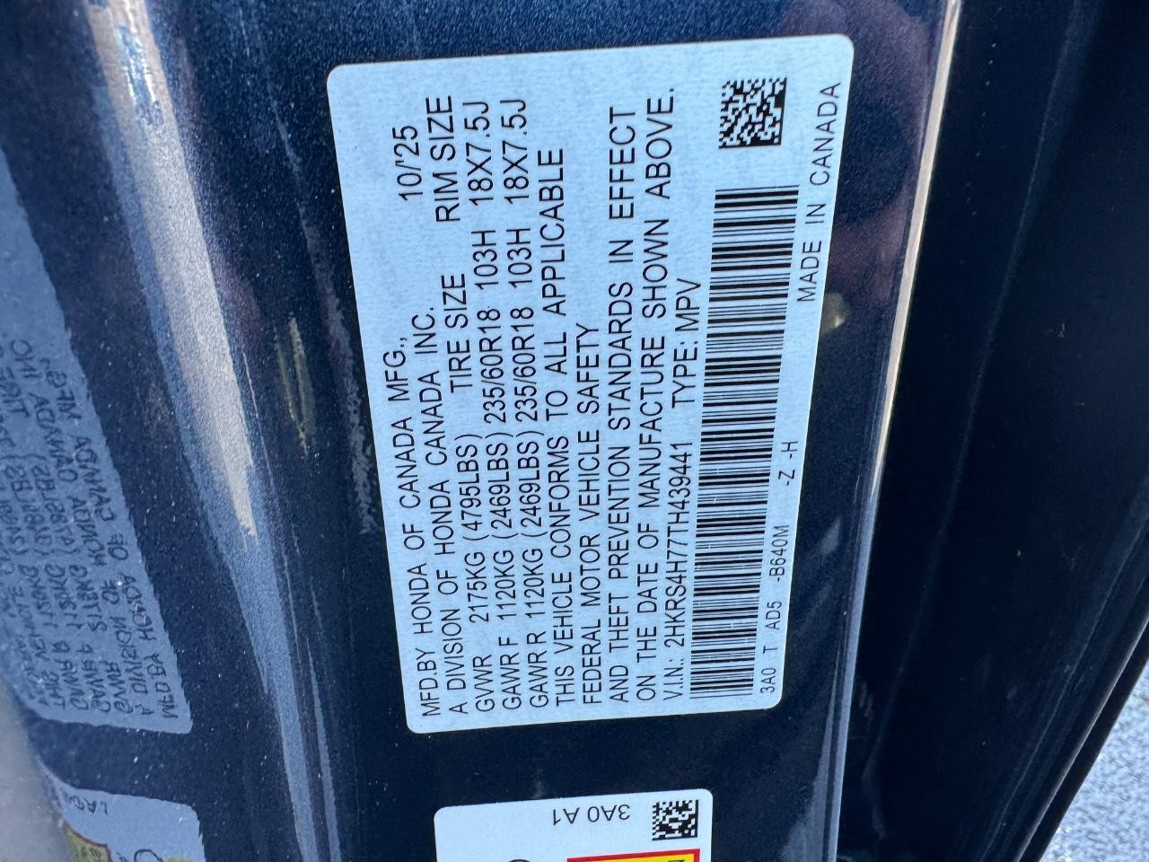 Honda CR-V Vehicle Full-screen Gallery Image 28