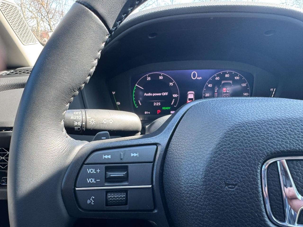 Honda Accord Hybrid Vehicle Full-screen Gallery Image 20