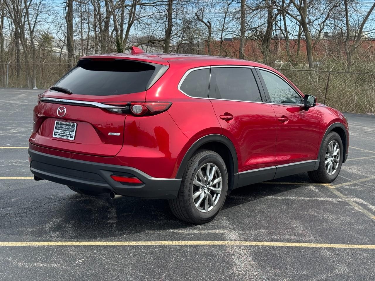 Mazda CX-9 Vehicle Full-screen Gallery Image 03