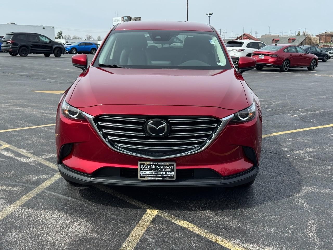 Mazda CX-9 Vehicle Full-screen Gallery Image 09