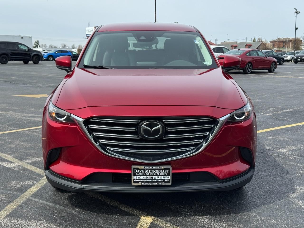 Mazda CX-9 Vehicle Full-screen Gallery Image 10
