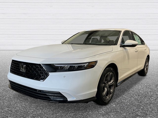 Honda Accord Hybrid Vehicle Full-screen Gallery Image 02