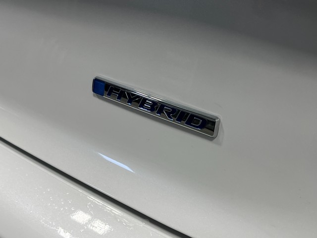 Honda Accord Hybrid Vehicle Full-screen Gallery Image 06