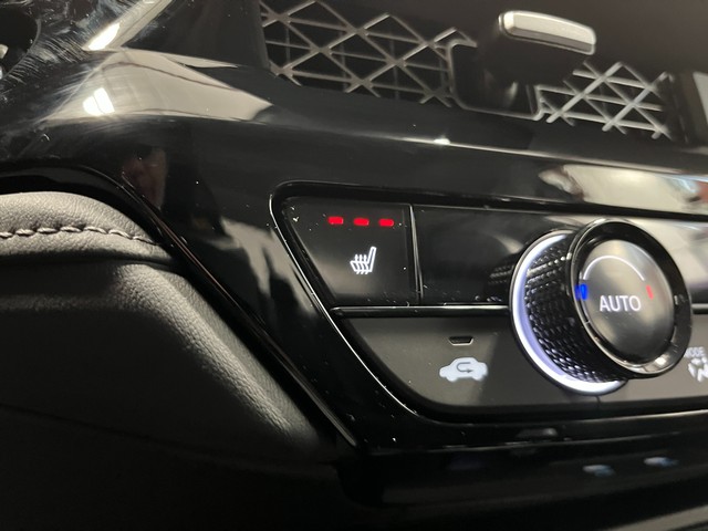 Honda Accord Hybrid Vehicle Full-screen Gallery Image 21