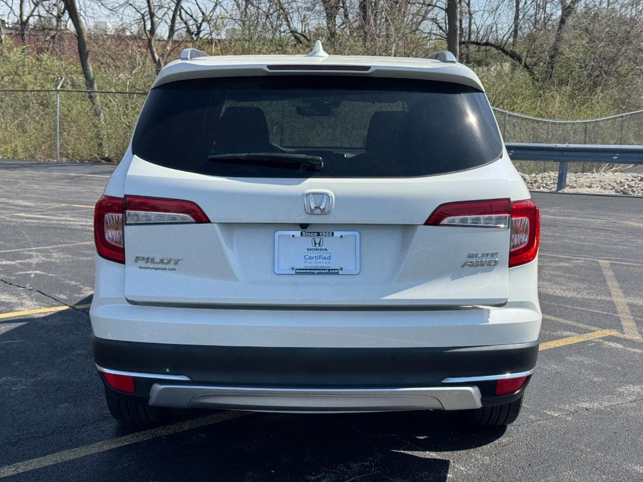 Honda Pilot Vehicle Full-screen Gallery Image 05