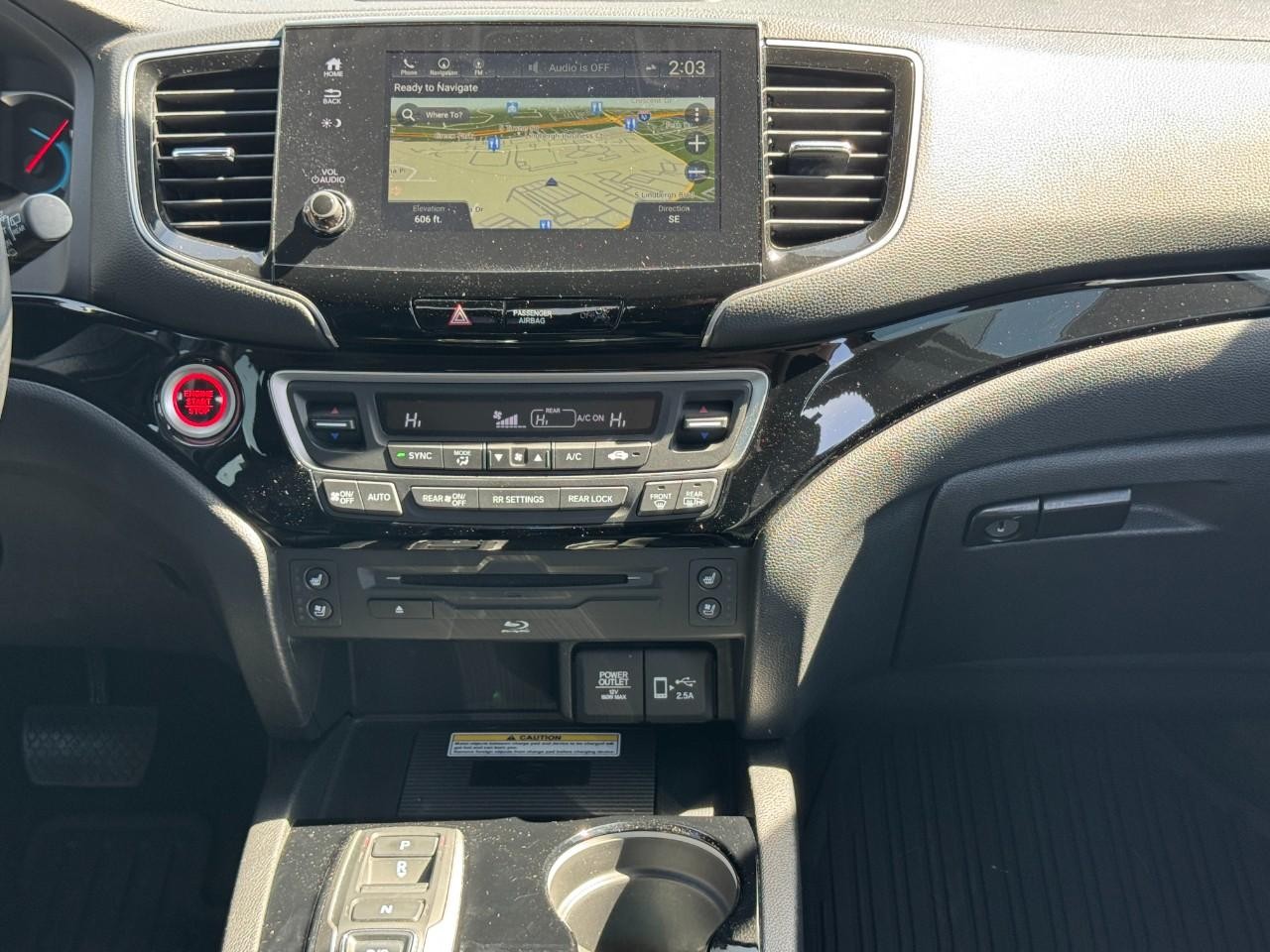 Honda Pilot Vehicle Full-screen Gallery Image 14