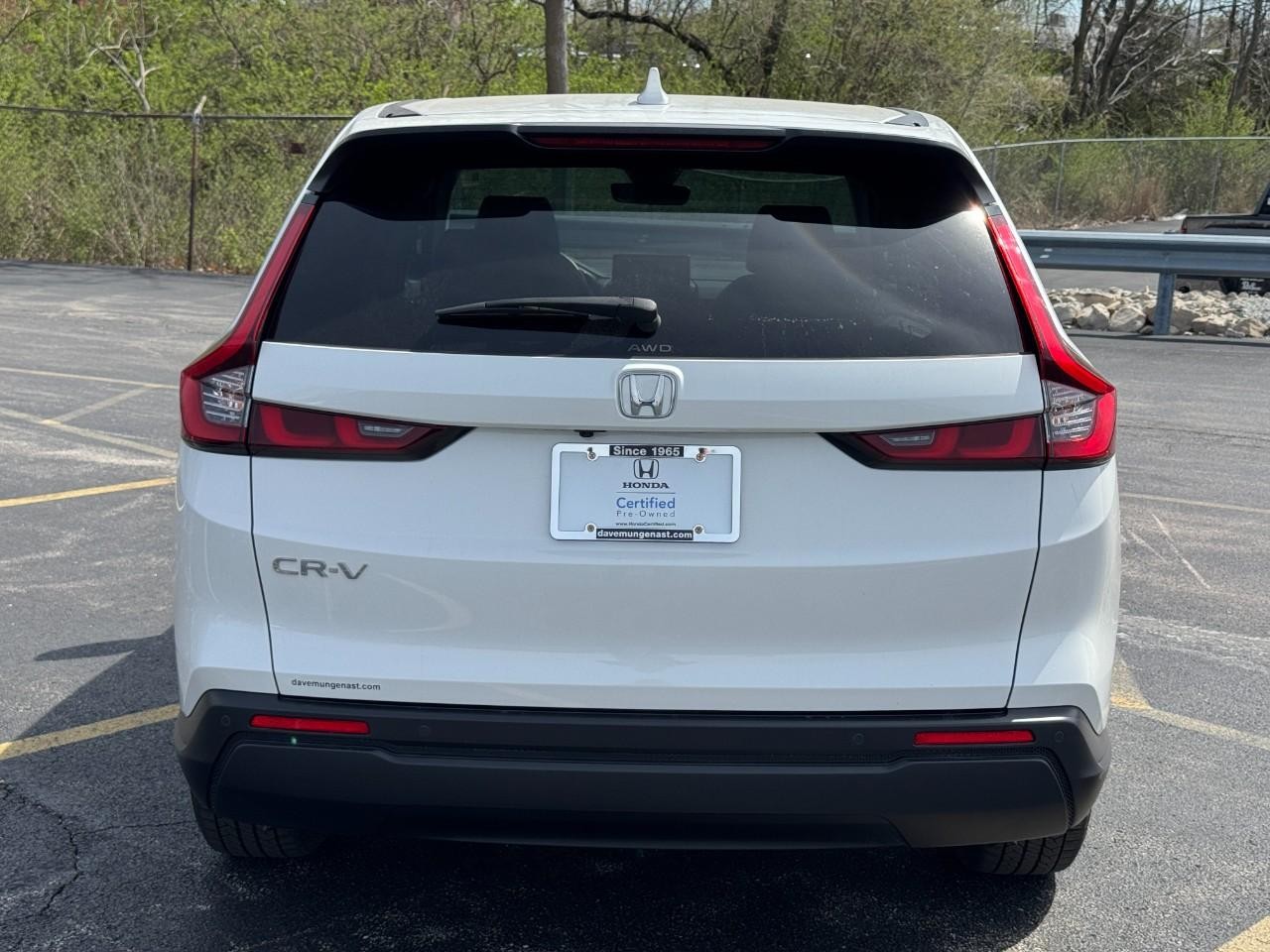 Honda CR-V Vehicle Full-screen Gallery Image 05