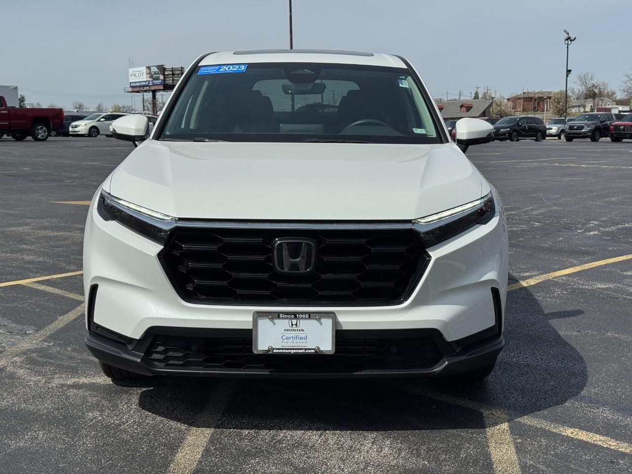 Honda CR-V Vehicle Full-screen Gallery Image 09