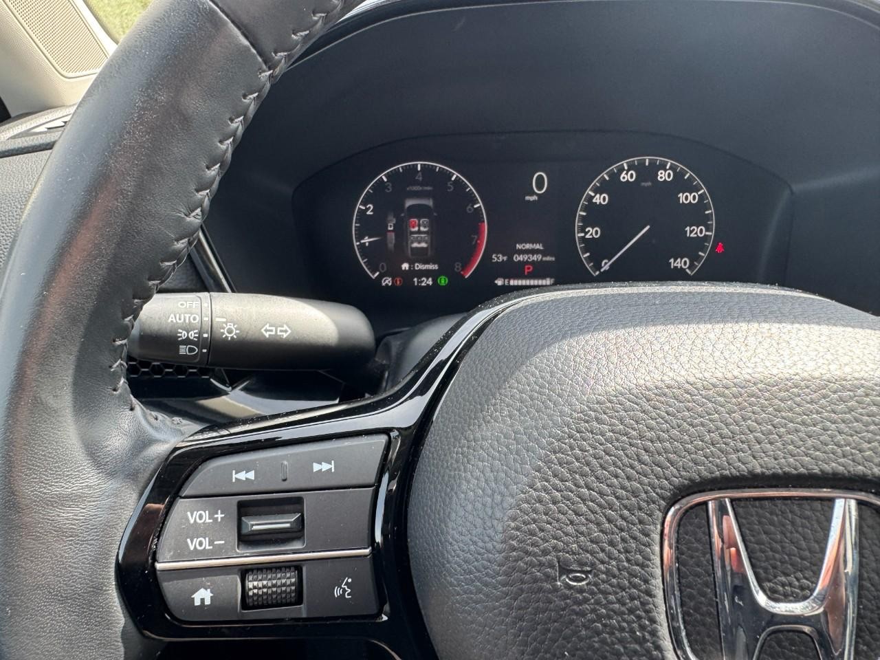 Honda CR-V Vehicle Full-screen Gallery Image 21